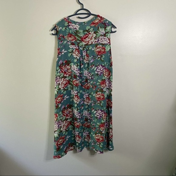 Umgee Floral Keyhole Trapeze Swing Dress - Picture 2 of 5